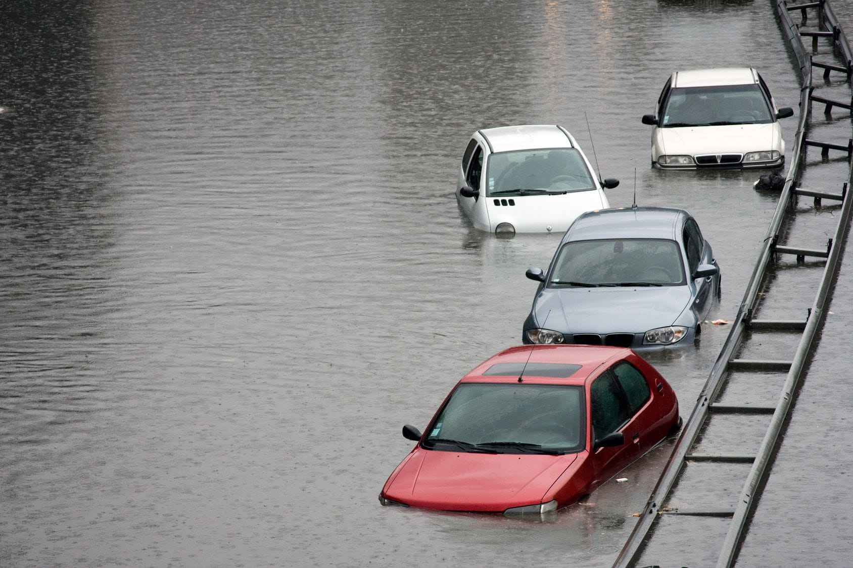 Jak rozpoznać auto po powodzi? GDAŃSK, GDYNIA, SOPOT
